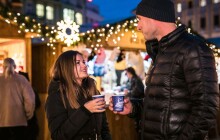 Nechte se okouzlit vánoční Olomoucí. Punče, kluziště i prohlídky