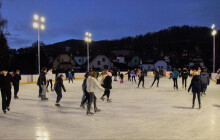 Zima se blíží a kluziště otevírají. Kde si zabruslíte?