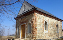 Tip na výlet: Kaple u hranic vyhlíží lepší časy. V Anníně postupně vzniká kulturní prostor