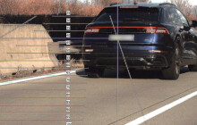 VIDEO: Kolem policie projel rychlostí 199 km/h. Zaplatil kauci a přišel o řidičák