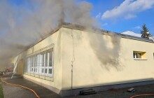 V Olomouci hořela střecha školy. Děti i učitelé jsou v pořádku