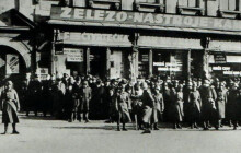 Hákový kříž na radnici a hořící synagoga. Před 85 lety začala nacistická okupace