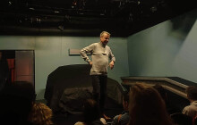 Co se skrývá v zákulisí? Divadla odhalila svá tajemství