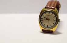 Přetočte ručičky, mění se čas. Už v neděli