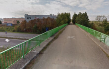 Uzavírka frekventované ulice. Stavba lávky uzavře všechny čtyři jízdní pruhy