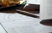 Čtvrteční horoskop: Raci, hýčkejte svou rodinu. Vodnáři, možná vytvoříte mistrovské dílo