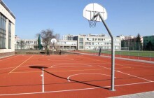 Prázdniny začínají a školní hřiště v Olomouci tak budou otevřena i dopoledne