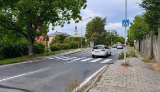 Práce na třídě Kosmonautů jsou u konce. Stavbaři se přesunou do Erenburgovy
