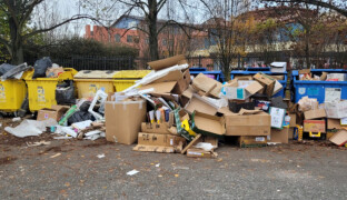 Olomouc bojuje s černými skládkami. U některých kontejnerů budou kamery