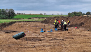 Dálnice z Olomouce do Kokor se otevře v prosinci, archeologové už zkoumají pokračování k Přerovu