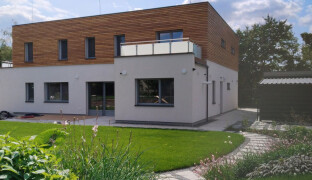 Komunitní centrum za téměř 48 milionů se otvírá. Nabídne terapeutickou zahradu i tréninkové byty