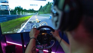 Gran Turismo můžete jezdit i v Olomouci
