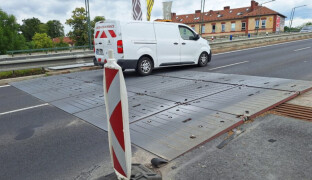 Oprava mostu u Baumaxu zkomplikuje dopravu. Pozor od pondělí