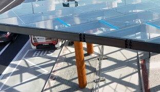 Prostějov otevřel nový dopravní terminál za 120 milionů. Přibyla zeleň i parkovací místa