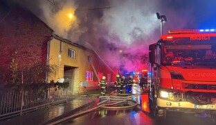 AKTUÁLNĚ: Na Prostějovsku hořel rodinný dům