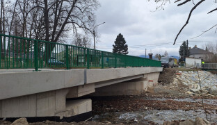 Mosty v Domašově jsou hotové. Končí měsíce kyvadlové dopravy na silnici I/44