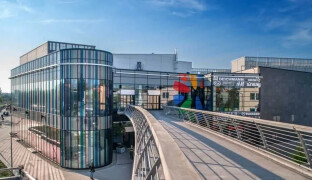 My Fair Lady V Šantovce: když se spojí umění, obchodní centrum a dobročinnost