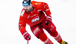 Led opustil na nosítkách. Za zranění Macuha může faul