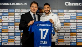 Sigma hlásí první posilu, podepsala Slovince Danijela Šturma