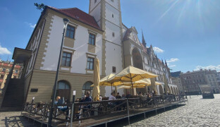 Oblíbená restaurace pod radnicí končí. I s galerií