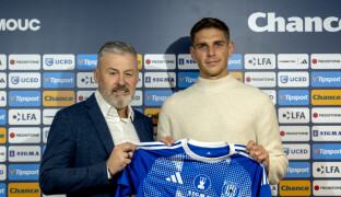 Další posilou Sigmy je maďarský záložník Péter Baráth