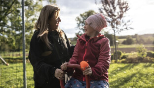 Až druzí v pořadí. Kdo se postará o skleněné děti?