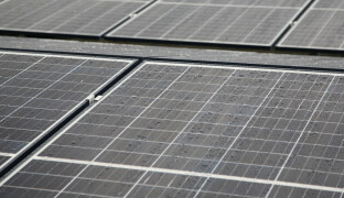 Střechy škol v Šumperku se promění v elektrárny. Město počítá s dotacemi