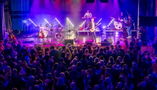 Šumperský ples se blíží. Slibuje slovenský temperament a energii v podání kapely No Name