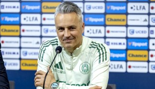 Sehrát tolik nových hráčů není jednoduché, říká trenér Tomáš Janotka