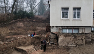 Pod Olomoucí objevili tajné chodby. Vojenské podzemí se větví pod Smetanovými sady