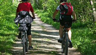 Cyklostezka z Hranic do Velké se dočká nového povrchu. Práce potrvají do konce září