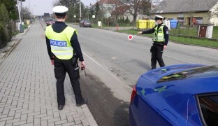 Highlighty týdne: Desetiticíse na pokutách, staronová Varna a kontroverzní ruský supermarket
