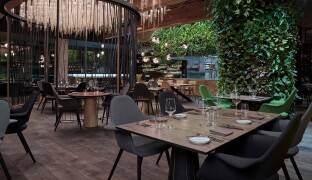 Michelin poprvé míří mimo Prahu. Hvězdu získala Forejtova Entrée v Olomouci