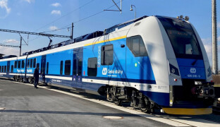 Lepší vlaky přitahují cestující. Jsou jich tisíce