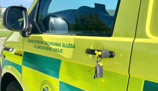 Záchranáři varují: Špatná manipulace může u poranění páteře uškodit