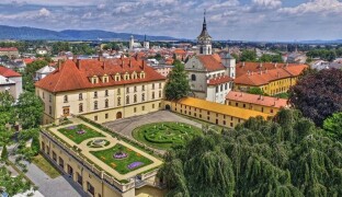 Kovové plastiky, obrazy i prohlídky. Lipník láká na bohatý kulturní podzim
