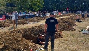 V mládí jsem se učil hrobařem. Olomoucký tým uspěl na mistrovství světa v kopání hrobů