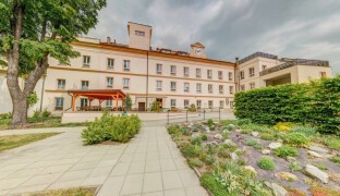 Pitný režim nebo ventilátory. Domovy pro seniory zavádí opatření proti horku