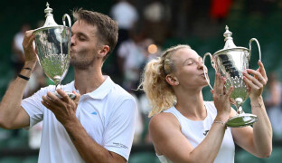 Deník sportovního fanouška: Katka to znovu dokázala. Mixový titul z Wimbledonu putuje do Česka