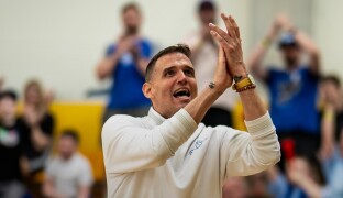 Andy Hipsher končí, BK Olomoucko povede Jones