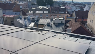 Moravské divadlo investuje miliony do budovy. Po opravě fasády vznikne solární elektrárna