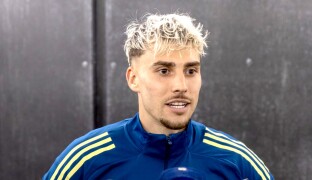 Langer: Bude to těžké, ale zbraně neskládáme