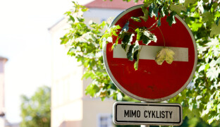 Radnice chystá dopravní úpravy v Neředíně. Místní kritizují záměr i způsob komunikace