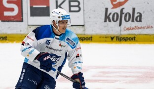 Mora pokračuje v budování kádru, oznámila útočníka z Komety