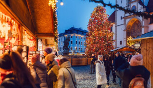 Soutěž na pořádání vánočních trhů město zrušila. Ohrozila by letošní Vánoce
