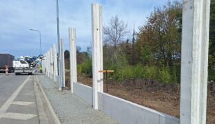 Protihlukové stěny v Přerově už rostou. Ulevit by měli občanům z Předmostí