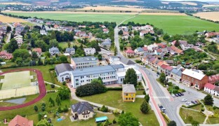 Chodci, běžci i cyklisté. Lutín zve na pochod a cyklovýjezd Mánesovou stezkou