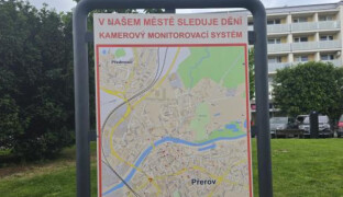 Přerov obnovuje informační cedule. Upozorňují na kamerový systém