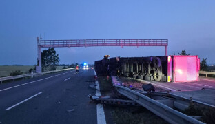 Na D1 neprojedete. Kvůli nehodě tří aut stojí doprava u Kojetína