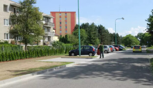 Špatný stav chodníků na Lazcích? Intenzivně obnovujeme, říká předseda městské části